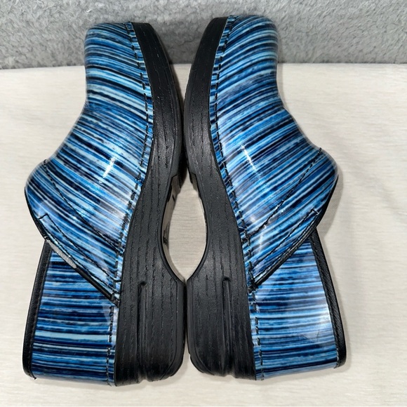 Dansko Shoes XP Pro Womens EU 36 US 6 Blue Striped Patent Leather Clogs - Picture 5 of 9